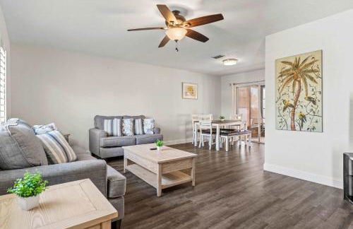 Gulf Coast Getaway Pool Mini Putt Fenced Yard - Foto 5