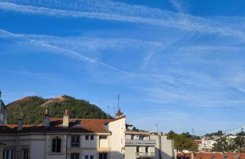 Large modern 2 bedrooms, bright & cozy hypercentre - Foto 22