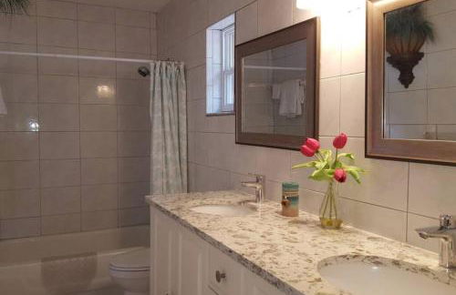 Del Mar Villa - Photo 9