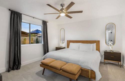 Modern Cactus Home - Luxe with Spa-baths Pool & Firepit - Foto 47