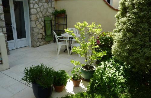 Gite aux Minimes - Au jardin des alouettes - Foto 10