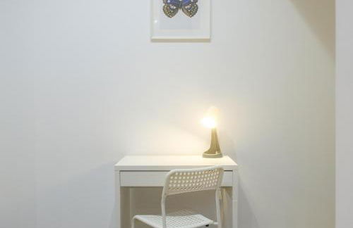 Bright, Brand new & Very Comfortable Apartment - Photo 8