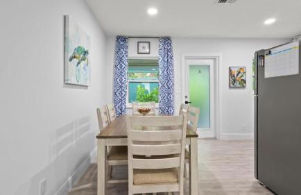 Ocean Drive Villas- Unit A - Foto 14