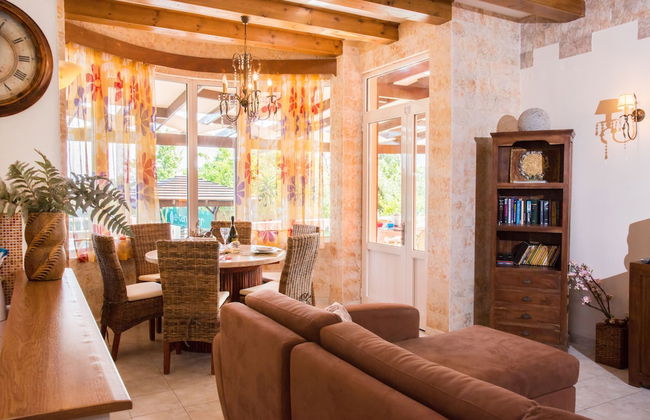 Villa Maxim with Private Pool & Tennis Court - Foto 6