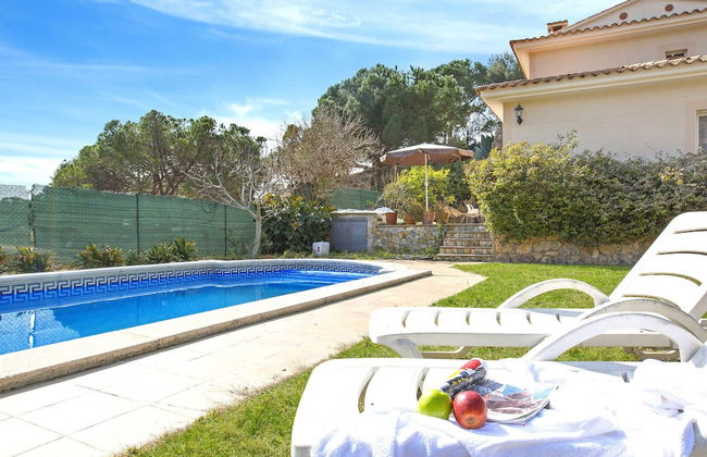 Modern Villa in Canyelles With Private Swimming Pool - Foto 15