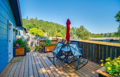 Cozy Roseburg Home with Fire Pit and Gas Grill! - Foto 16