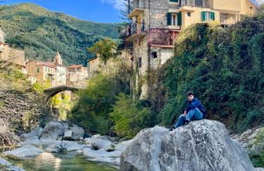 Casa Celestine in Via Orsini Isolabona Liguria Italy Sleeps 5 - Foto 28