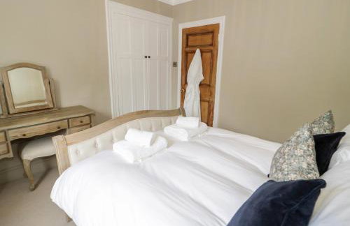 Gwern Borter Manor - Photo 35