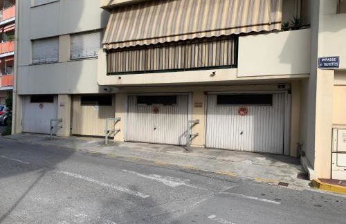 4P Modern & Secured Parking - Foto 30