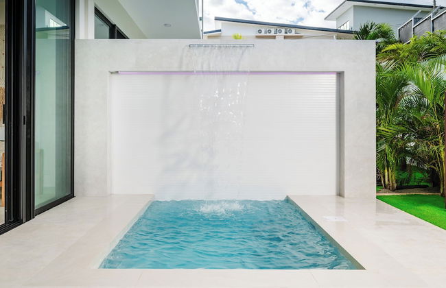 The mVillas with Exclusive Beach Club Access - Photo 29