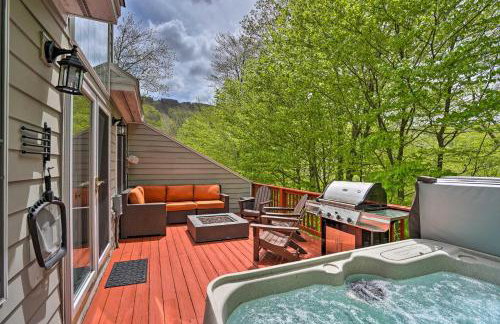 Family-Friendly Hancock Home Walk to Slopes! - Foto 1