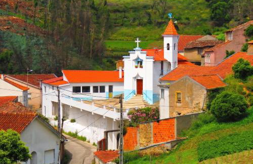 Cozy house with mountain view in Miranda do Corvo - Foto 9