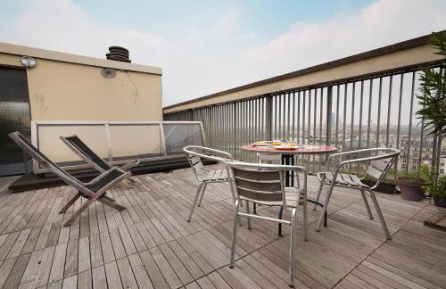 Top floor with Eiffel Tower view and roof top - Foto 29