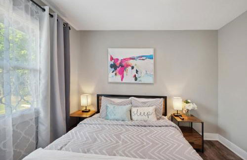 Charming Contemporary Family Home home - Foto 19