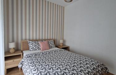 Apartament Paderewskiego Two Bedrooms Private Garage FV Self Check-in - Foto 23