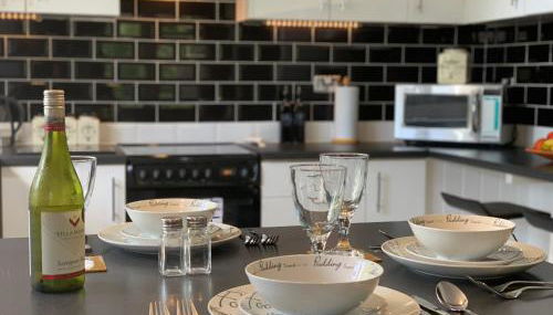 The Lodge@Tyddyn Ucha - Photo 3