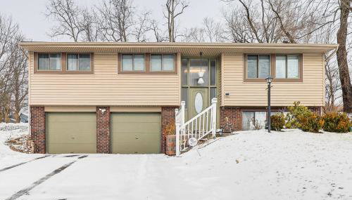 Remote-Work Ready Family Home Near Pittsburgh - Foto 3