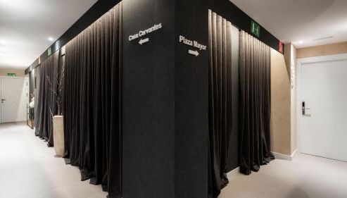 WOW APARTAMENTOS VALLADOLID - Photo 3, wardrobe