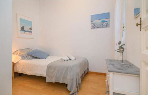 Playa a pie y a 15 minutos de Ramblas y Plaza Catalunya en metro - Foto 31