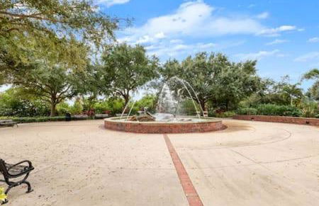 NEW! Canopy Cove, Luxury Downtown Apartment Near Main St - Foto 24