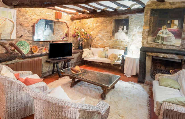 Rustic Holiday Home in Tolva near Mont Rebei Lake - Foto 12