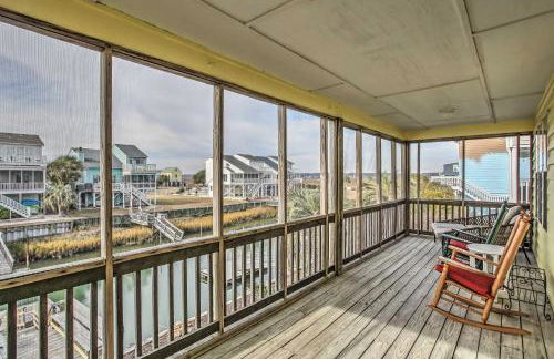 Steps to Sunset Beach Canal-Front Home with Dock! - Foto 1