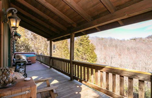 Unique Mountain Cabin Retreat with Hot Tub and View - Foto 21