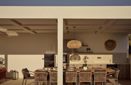 Gavras Exclusive Villas, with Infinity Pools, Spa Whirlpools & SeaViews, By ThinkVilla - Foto 19