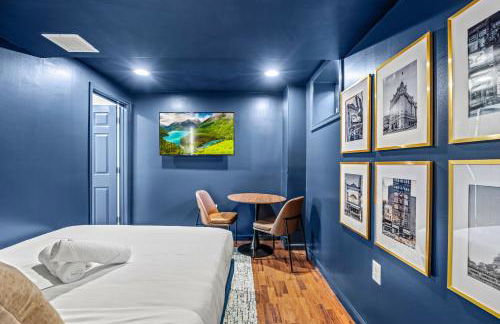 Book Now!- Fenced Yard - BBQ Grill & 4 Tvs -Luxury Getaway -Floyd's Freedom- - Foto 32