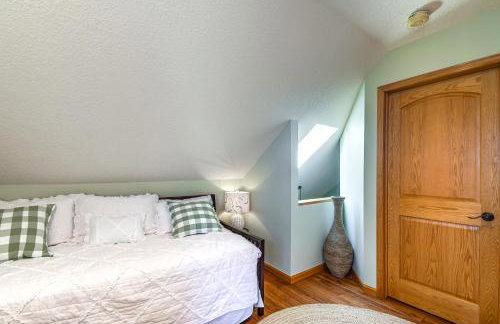 Galena Townhome with Deck and Golf Course View! - Foto 15