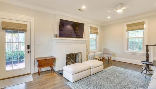 Walk to Roanoke River Greenway Mountain-View Home - Foto 5