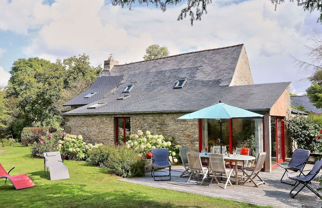 Cosy Holiday Home in Huelgoat With Terrace - Foto 1