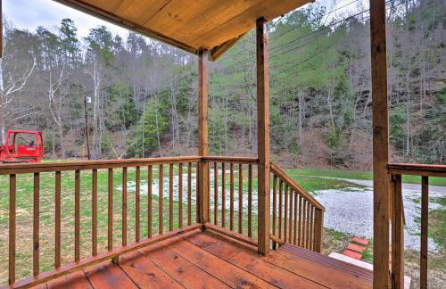 Cozy Creekside Cabin about 24 Mi to Red River! - Foto 19