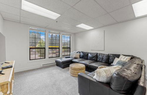 The Loft- Steps from the Lake & Dining- This newly renovated 2 bedroom loft in the heart of McCall - Foto 26