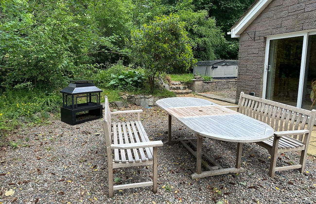 Country Cottage Sleeps 6 w/ Hot Tub & Dog-friendly - Foto 45