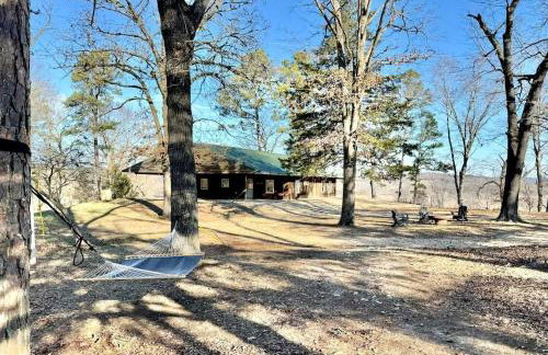 Secluded Riverfront Cabin with Bluff Views, Gated Privacy & Scenic Trail Access in Tahlequah, Oklahoma - Foto 61