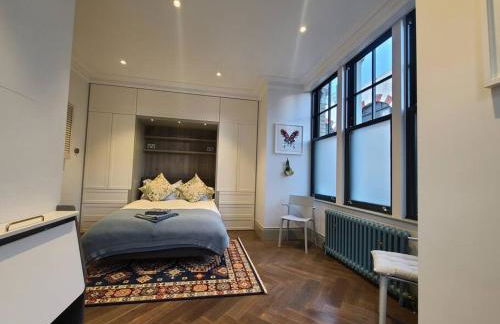 New Boutique Ground Floor Apartment - Photo 54