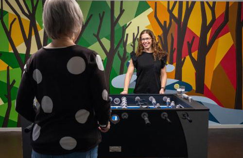 Secluded Home Walk to Marina GameRoom & HotTub - Foto 35