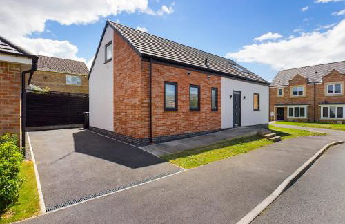 Contemporary 2 bedroom eco home with a twist - Photo 23