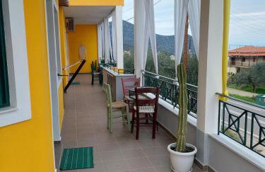 The bee's house 2 - Foto 32