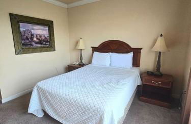 Tuscan Dream 2 Bedroom Condo by RedAwning - Foto 24