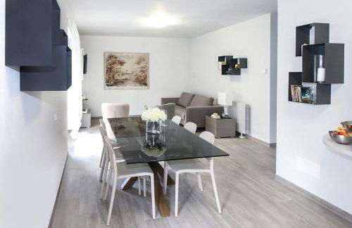 Villa Family with pool and amazing panoramic penthouse - Foto 16