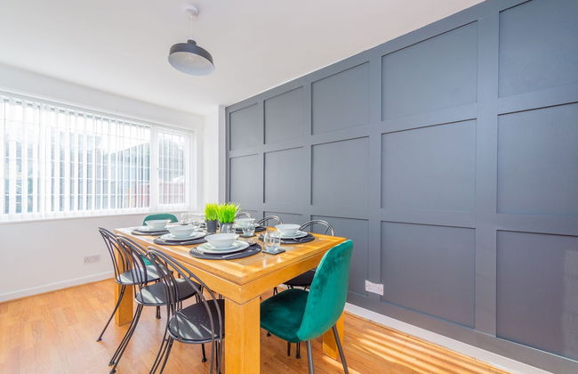 Premium 4 Bed Detached in Heswall - Photo 21