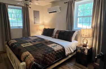 Cozy Cabin Retreat for Your Perfect Getaway - Foto 24