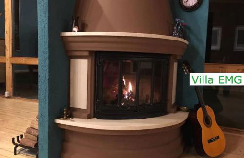 Ferienhaus Event Haus EMG Hockenheim für Familien und Gruppen bis 22 Personen mit Partyraum - Foto 10