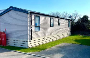 The Beach Retreat - Photo 3