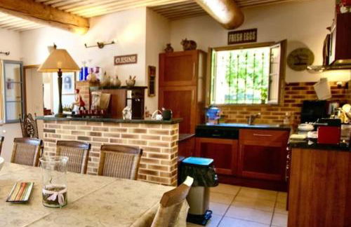 Évasion Provençale : Villa Élégante pour 10 Personnes - Foto 7