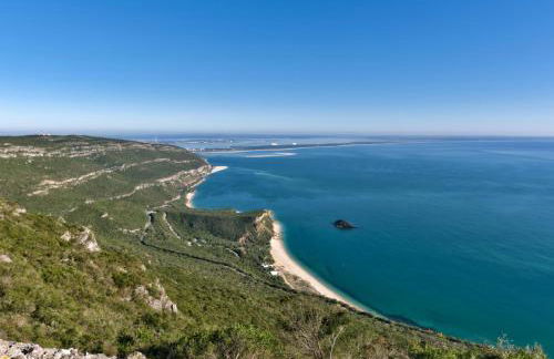 Serra e Mar Refuge in Sesimbra - Family Friendly home near the Arrábida Beachs - Foto 51