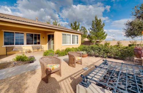 Single-Story San Bernardino Home with Valley Views! - Foto 23