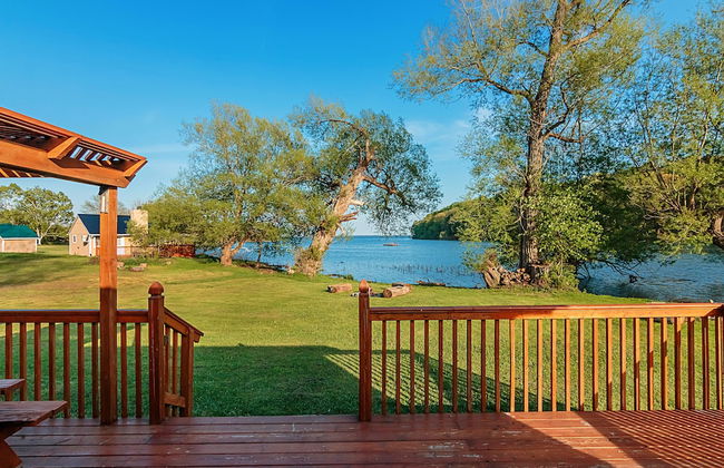 Black River Cottages - Photo 16